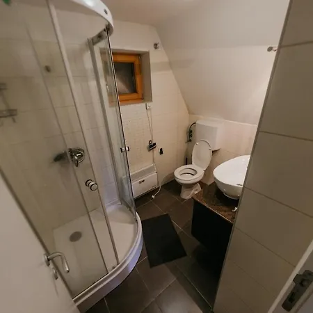 Elena Semesterbostad *