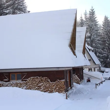 Semesterbostad Elena